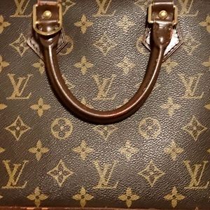 Authentic vintage Vuitton alma bag needs paint repair, offers welcomed